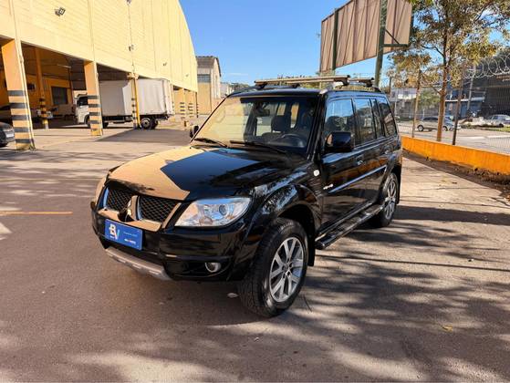 MITSUBISHI PAJERO TR4 2.0 4X4 16V 140CV FLEX 4P AUTOMÁTICO MITSUBISHI PAJERO TR4 2.0 4X4 16V 140CV FLEX 4P AUTOMÁTICO